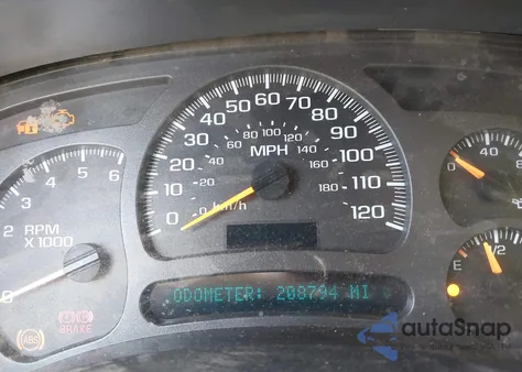 2003 Chevrolet Silverado K1500 z USA, uszkodzony, nr VIN 1GCEK19T33E219738